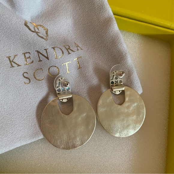 Kendra Scott Deena Earrings - Picture 3 of 4